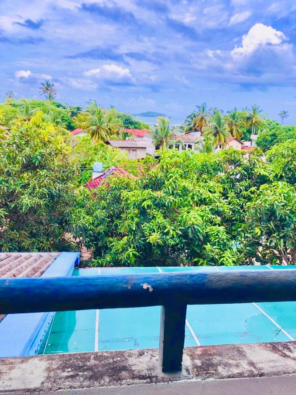 Castle Bay Resort Weligama Exterior foto